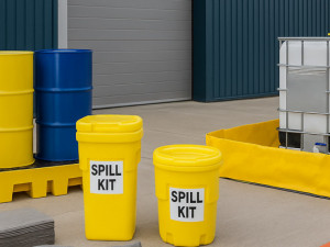 IBC and Drum Decanting Stations: Effective Spill Control Strategies