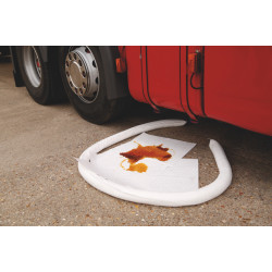 Pack of 8 Oil and Fuel Absorbent Socks (8cm x 3M) Pack of 8 Oil and Fuel Absorbent Socks (8cm x 3M)